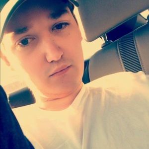 Meet your Posher, Jonmikel